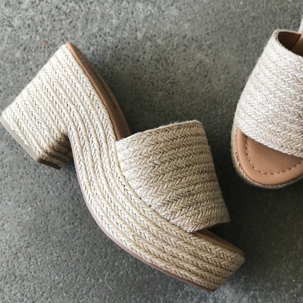 Size 10 Soda Bertha Woven Espadrille Platform Heel Sandal - Picture 6 of 9